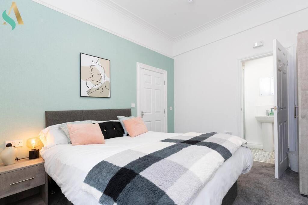5 Double Bedrooms With Ensuites - Teesside House Tsac Redcar Eksteriør bilde